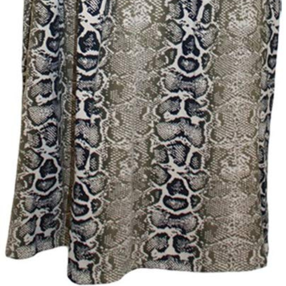 Apron with Snake Skin Design - Picture 2 of 2